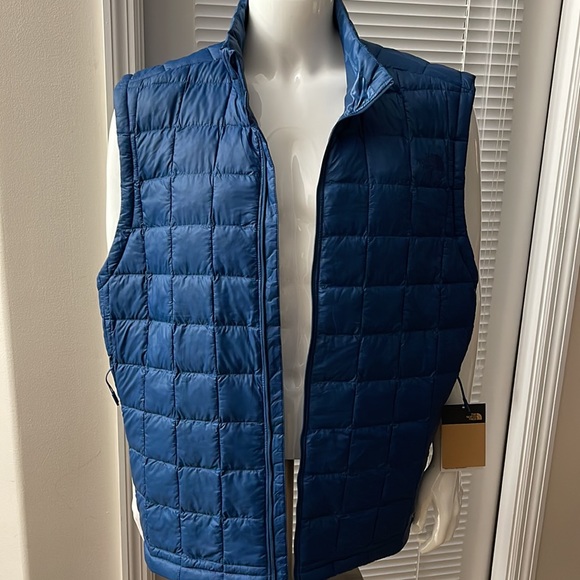 The North Face Thermoball Eco Insulated Quilted Blue Water Resistant Vest XXL - Picture 2 of 8